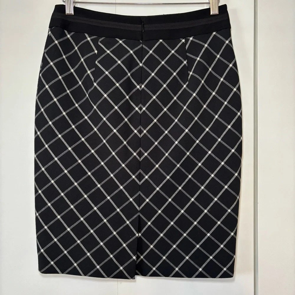 Limited Women’s Black Plaid Pencil Skirt Fully Lined Size 2